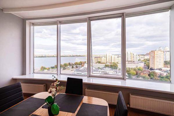 Двухкомнатная квартира Silver Unit 92 в Мост Сити